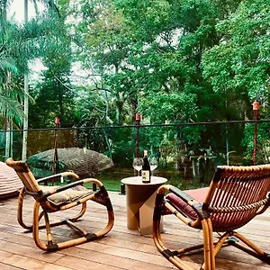 villa-intimate-rainforest-abode.hotelsbyronbayaustralia.com/
