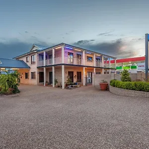Clifford Gardens Motor *** Toowoomba